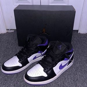 Jordan 1 Mid 'Dark Iris'